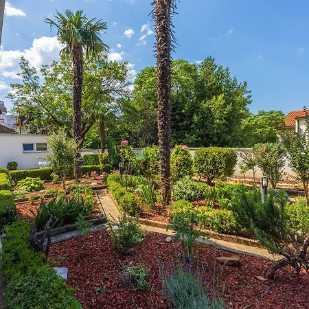 Cozy Nur 350 Meter Zum Sandstrand Mit Privater Terrasse Und Mediterranem Garten