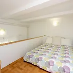 Apartman Cozy Nur 350 Meter Zum Sandstrand Mit Privater Terrasse Und Mediterranem Garten Crikvenica