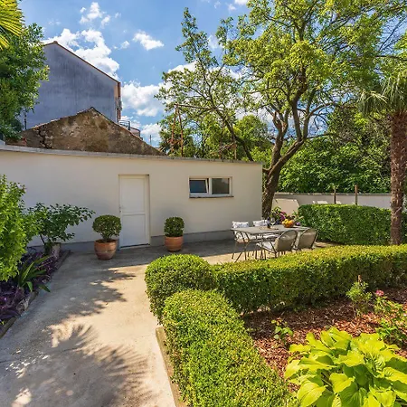 Apartment Cozy Nur 350 Meter Zum Sandstrand Mit Privater Terrasse Und Mediterranem Garten *