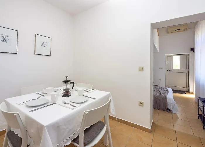 Cozy Nur 350 Meter Zum Sandstrand Mit Privater Terrasse Und Mediterranem Garten Apartment *